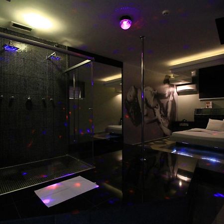 Movie Inn Motel E Hospedagem (Adults Only) Ribeirão Preto Екстериор снимка