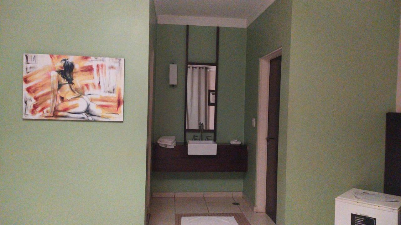Movie Inn Motel E Hospedagem (Adults Only) Ribeirão Preto Екстериор снимка