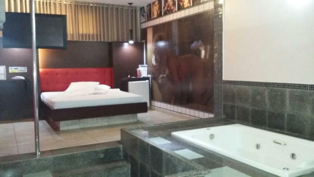 Movie Inn Motel E Hospedagem (Adults Only) Ribeirão Preto Екстериор снимка